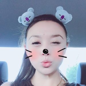 Meet your Posher, Lilly